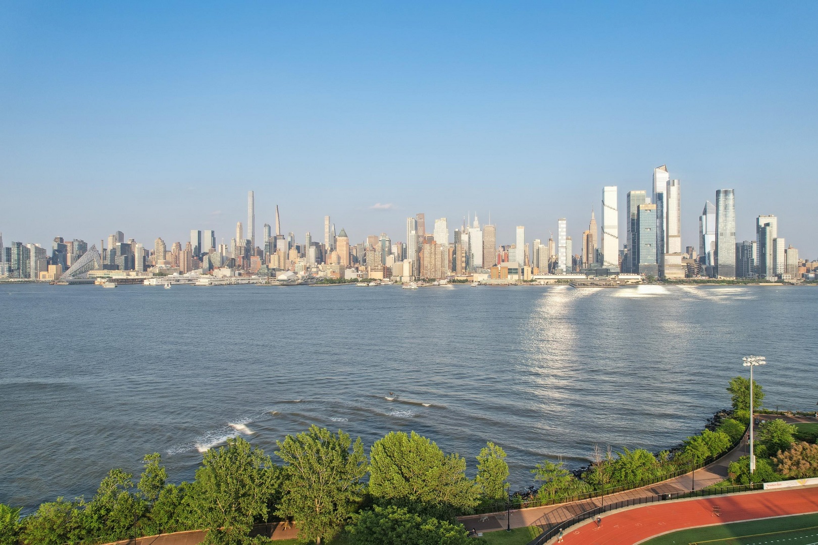 NYC skyline and Hudson River